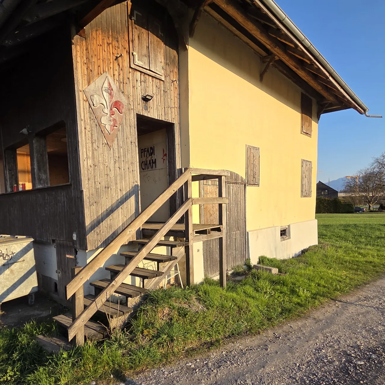 Eingang zum Pfadiheim Friesencham